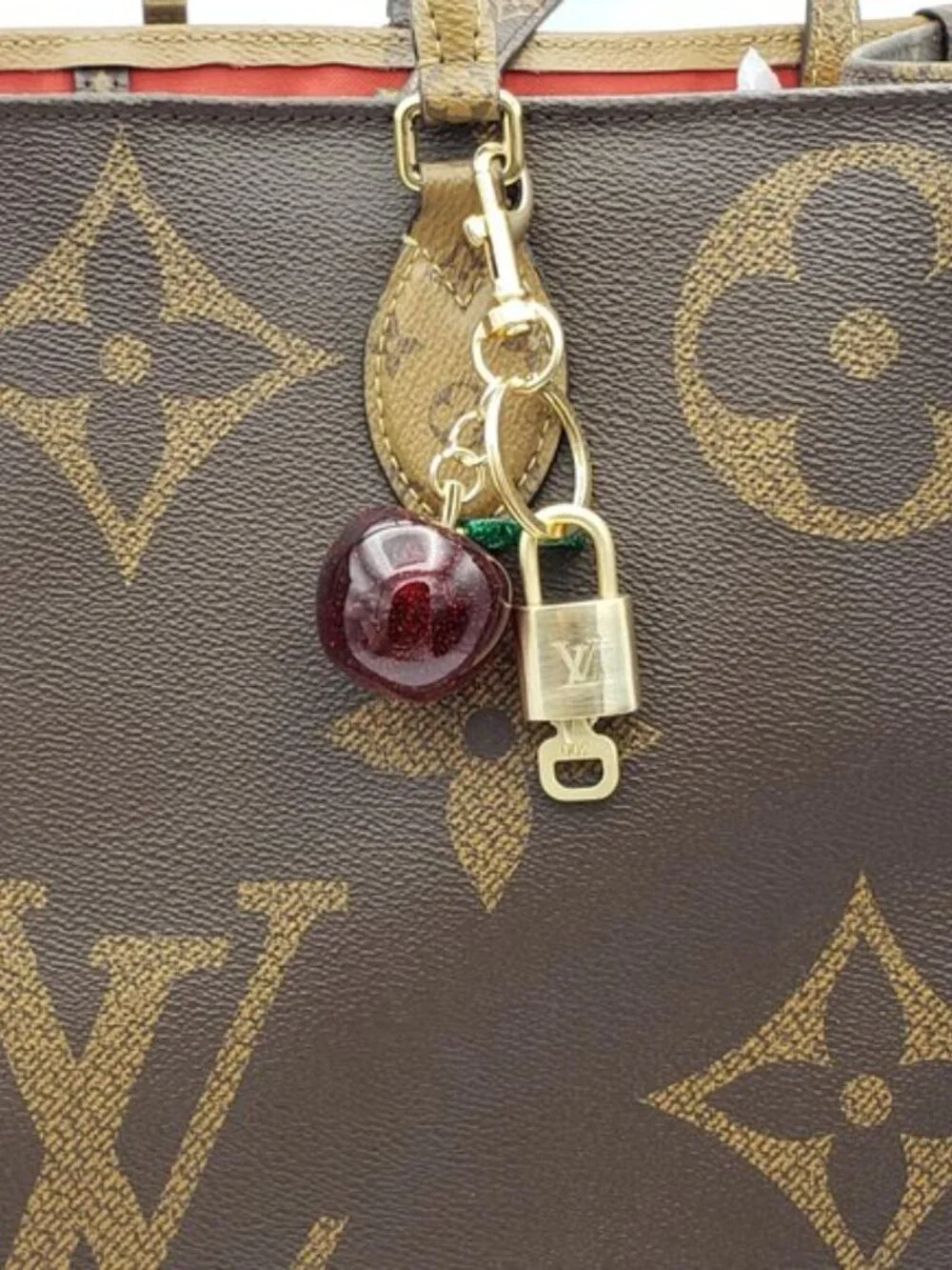 Louis Vuitton Gold Padlock 🔑 Authentic LV Unbranded Apple Keychain Bag Charm